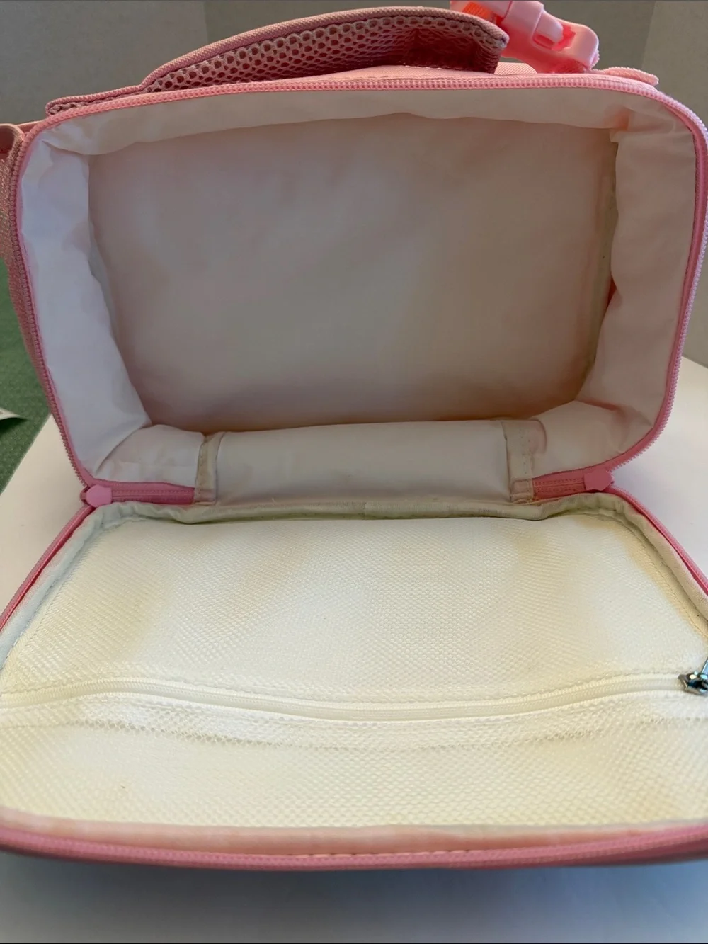 Flow Fly Glitter Pastel Rainbow Heart Insulated Lunch Bag